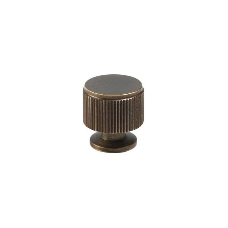 6682 - Knob